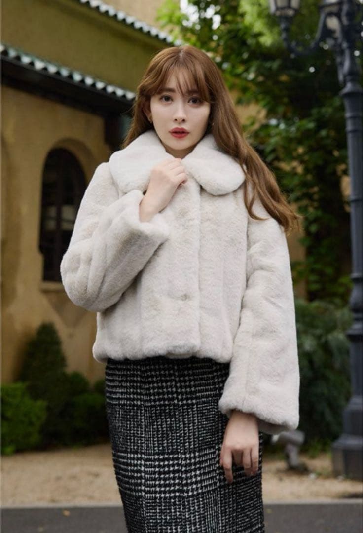 ジャケット・アウター Winter Love Faux Fur Coat cream