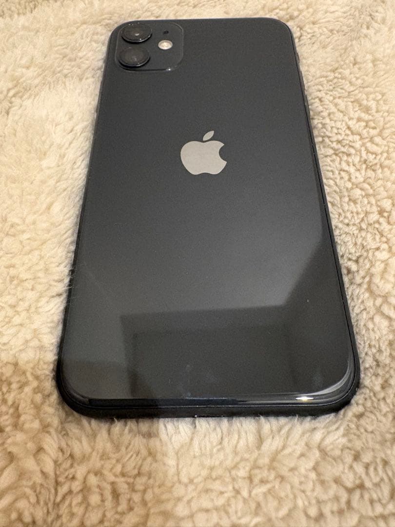 【美品】Apple iPhone 11 ブラック