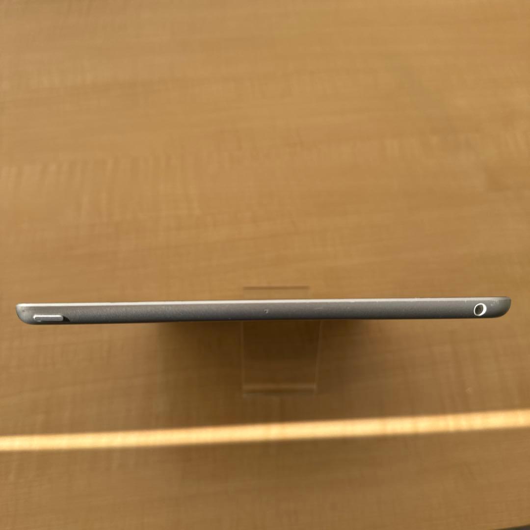 iPad 第9世代 64GB シルバー Wi-Fiモデル
