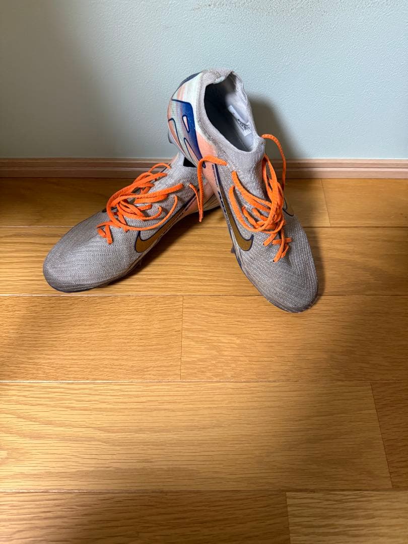 ナイキ マーキュリアル ヴェイパー 16