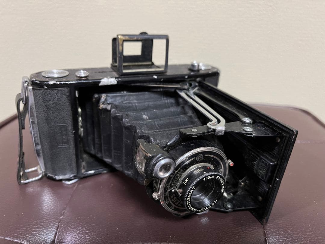 ツァイスイコン　Nettar515/2