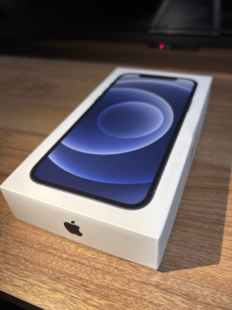 Apple iPhone 12 ブラック 本体