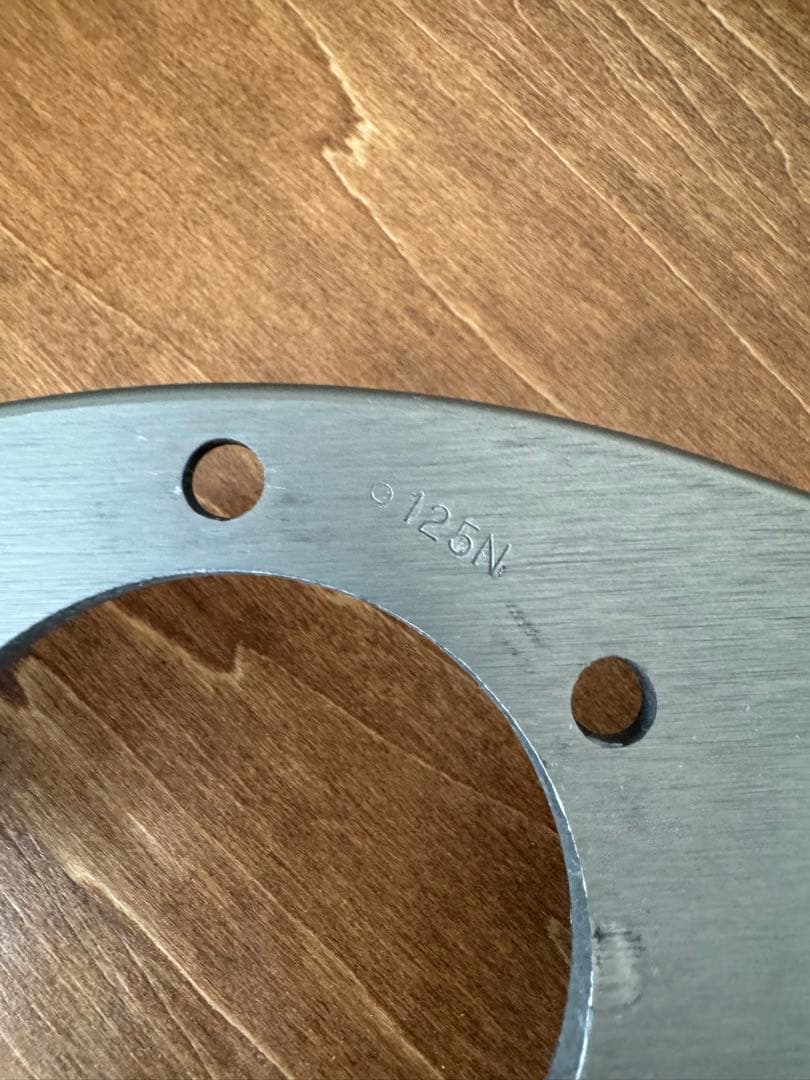 MOMO RACE TYP D35 ステアリング 直径35センチ