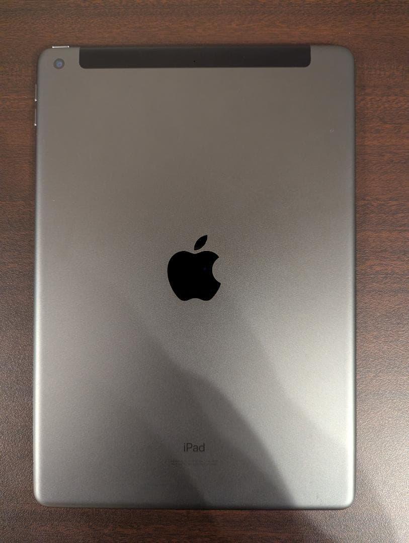 iPad 第7世代 32GB セルラー SIMフリー 実用性重視