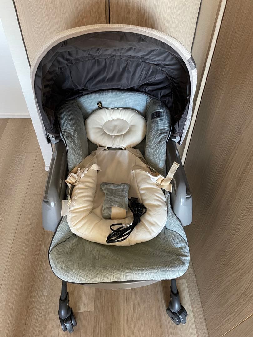 Combi コンビ　ネムリラ　オートスウィング