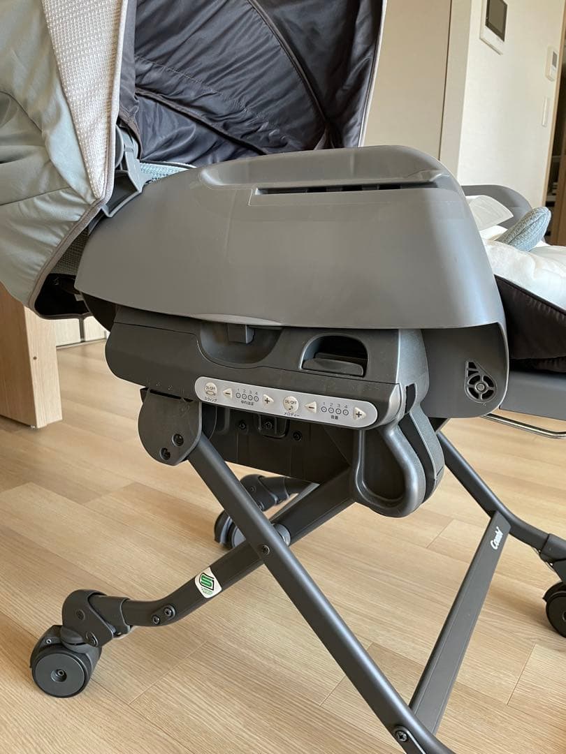 Combi コンビ　ネムリラ　オートスウィング