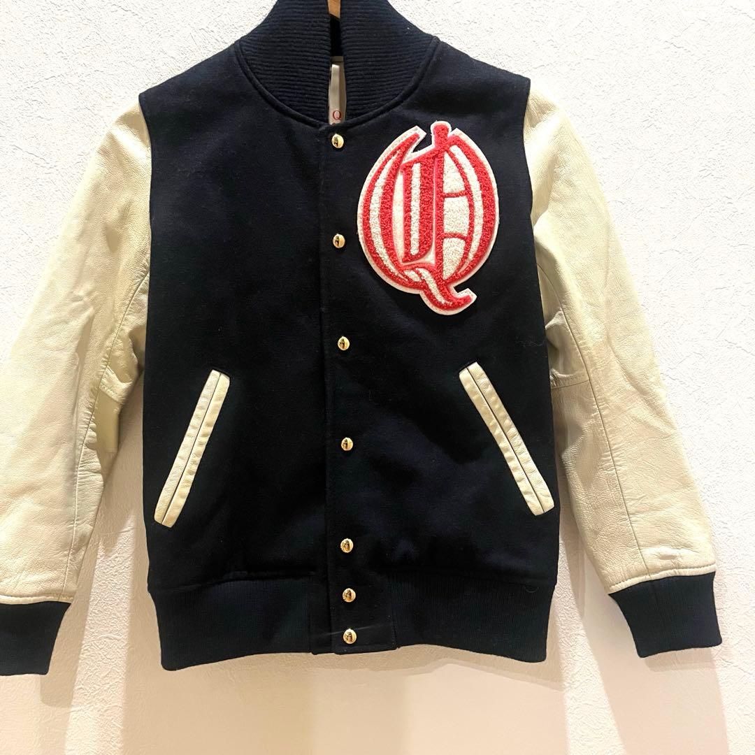 Q♡ キュー ラムレザー スタジャン ネイビー
