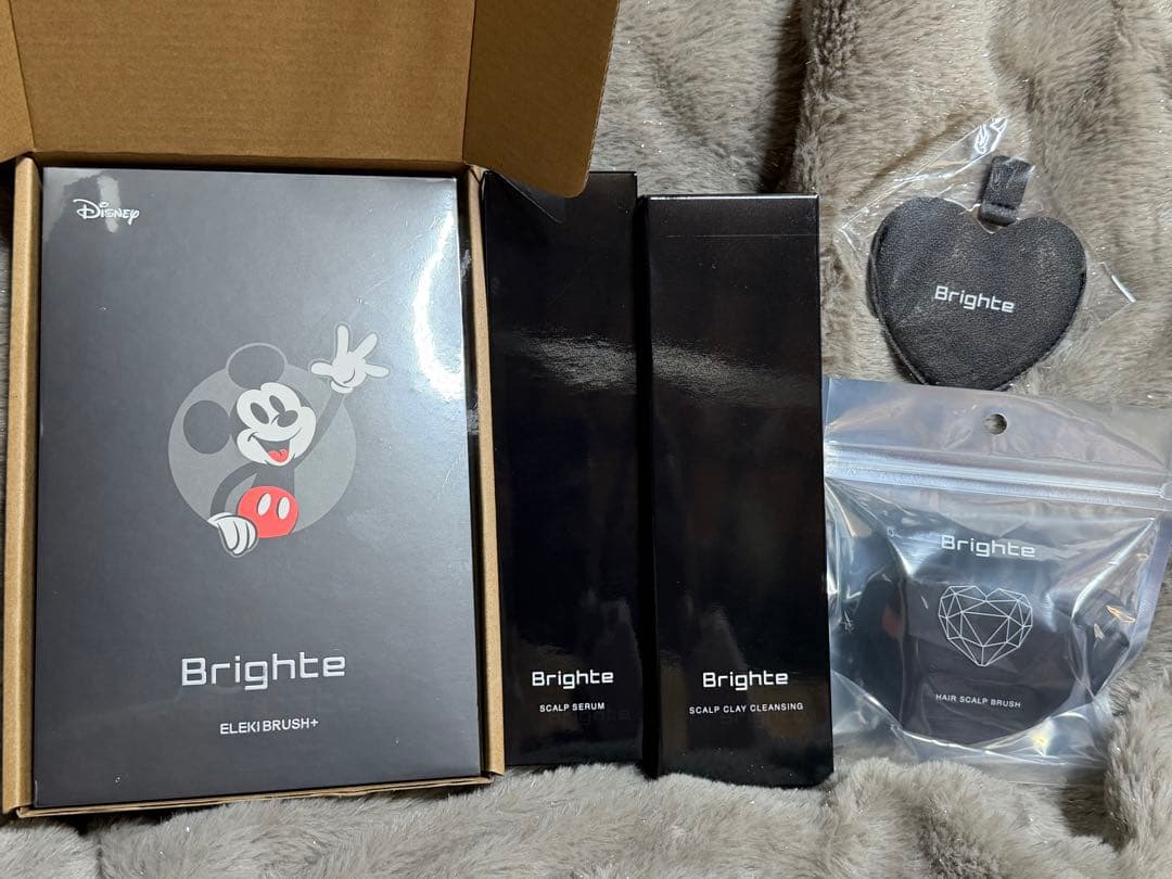 新品 未使用 ミッキー＆特典付Brighte エレキブラシ+