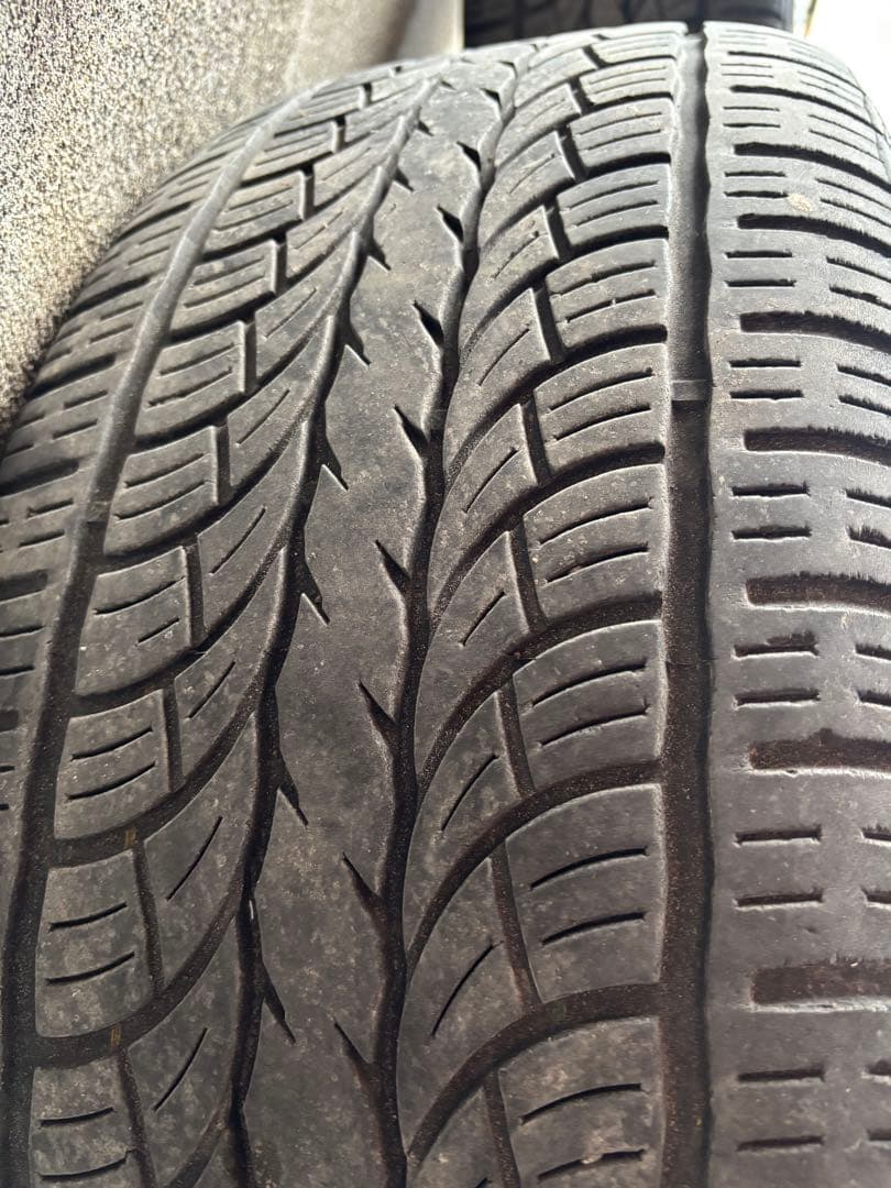 265/40R22 ゴールドマンクルーズ　プラド、ハイラックスなど