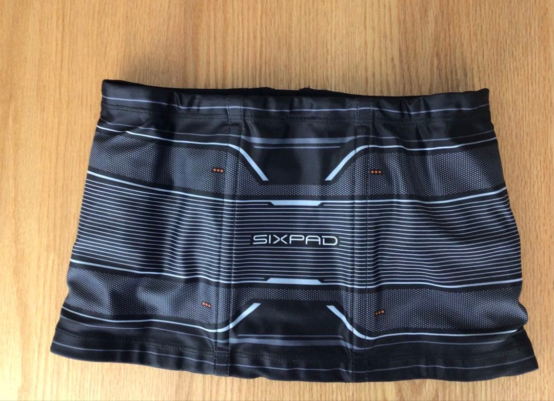 シックスパッド　パワースーツコアベルト　M サイズ