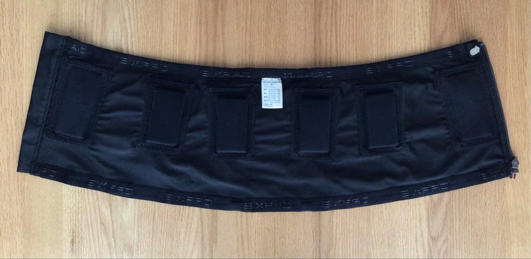 シックスパッド　パワースーツコアベルト　M サイズ