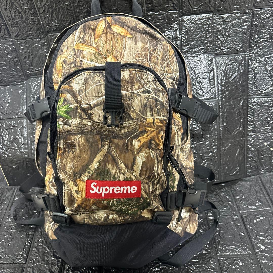 Supreme 迷彩柄 リュック・バックパック