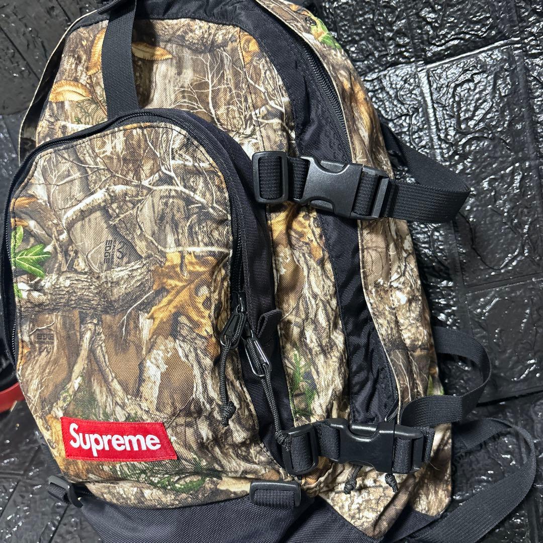 Supreme 迷彩柄 リュック・バックパック