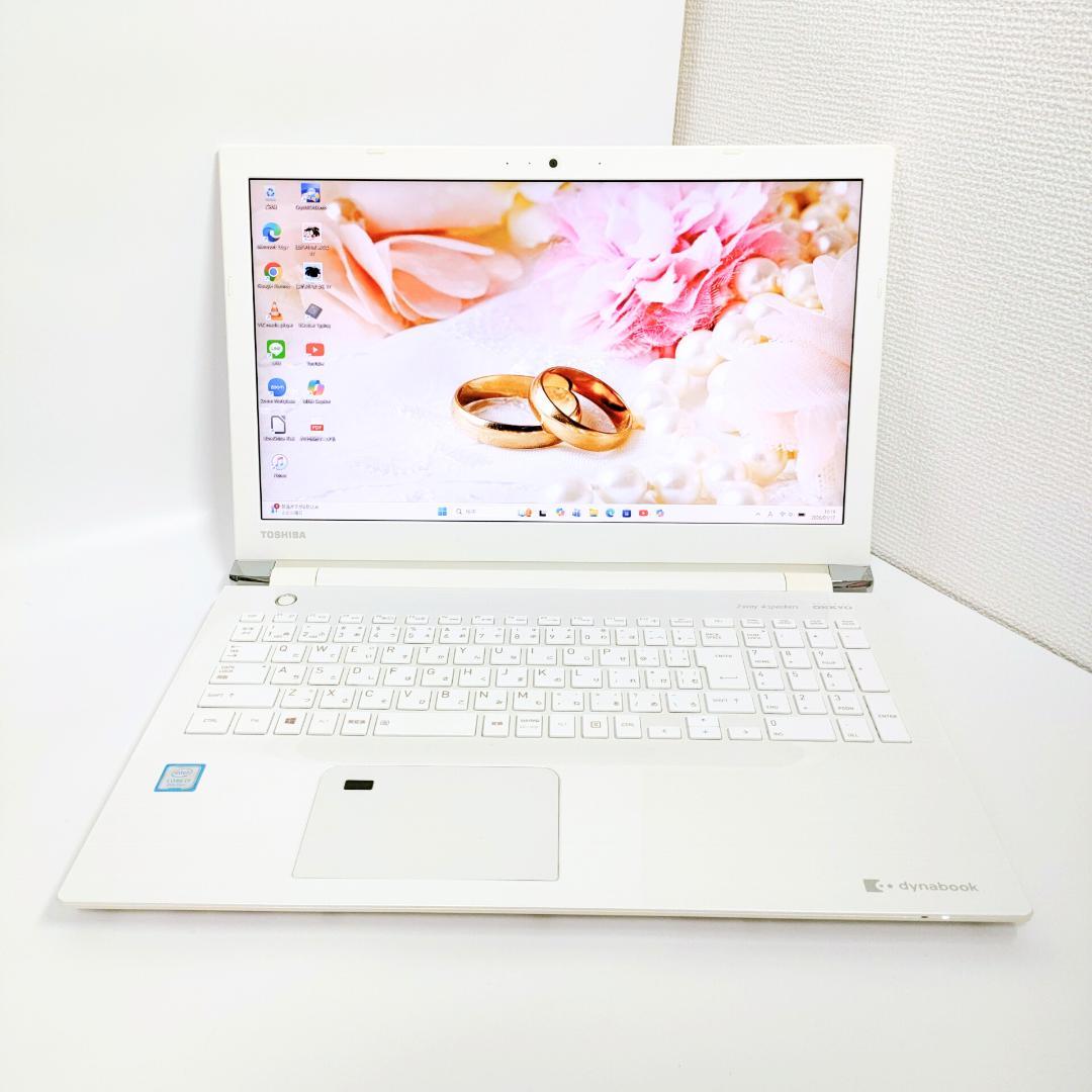 第8世代i7✨️16GB/SSD512G/オフィス/カメラ付き白ノートパソコン