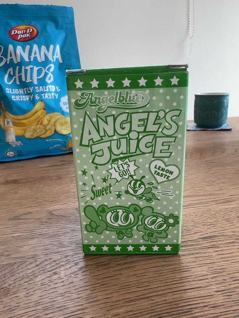 新品未使用　エンジェルブルー　激レア　ノベルティー　ジュース　カメラ