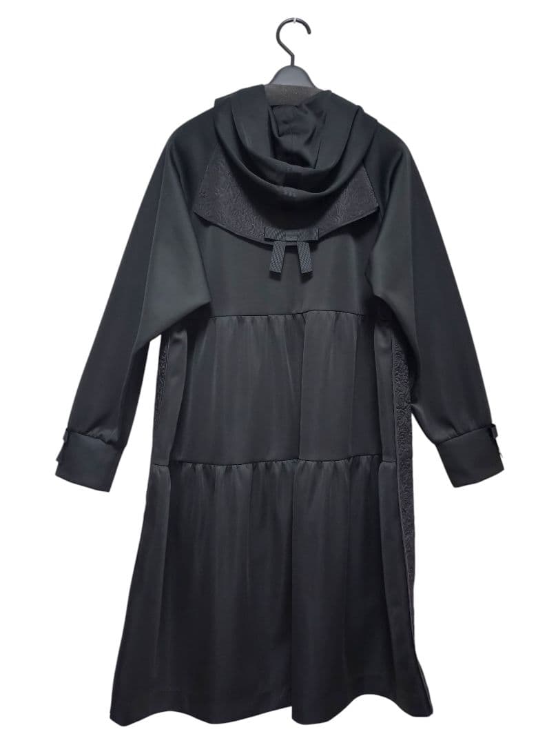 スーパービューティー　2025ダンボールニットとキルティング生地ロングパーカー