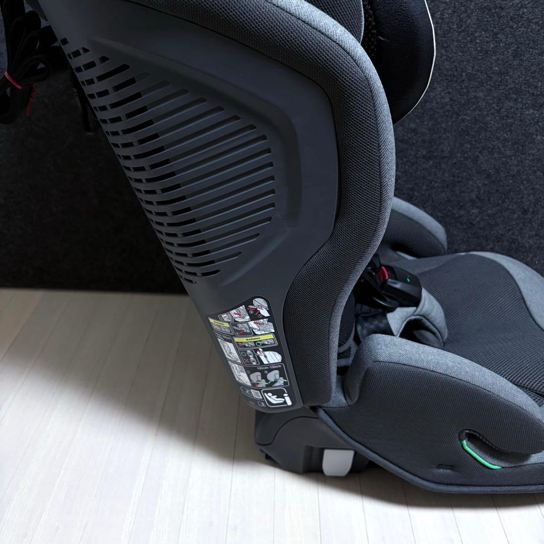 コンビ　ジョイトリップ　アドバンス　ISOFIX エッグショック SA グレー