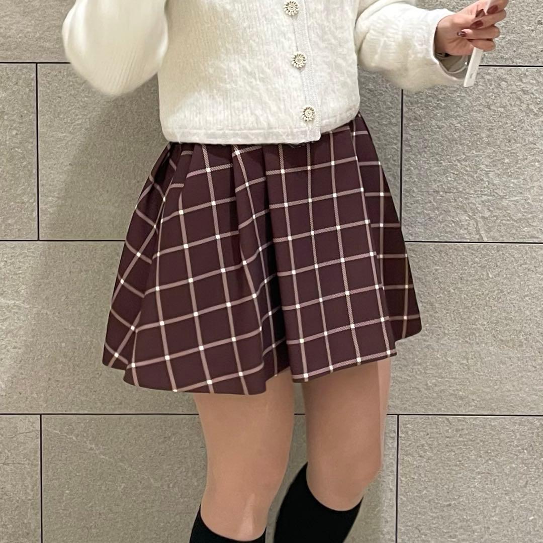 ‪Riu Windowpane tuck short skirt