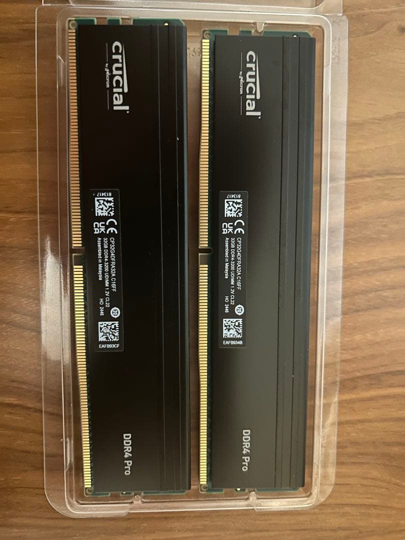 【美品】 Crucial DDR4Pro 3200 64GB (32GBx2)