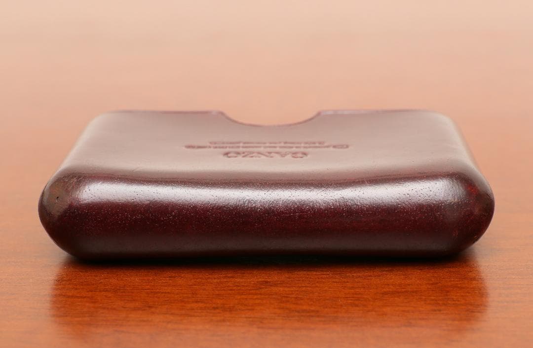 ★ ガンゾ GANZO マエストロ2 (MAESTRO2)名刺入れ ヨコ型(M)