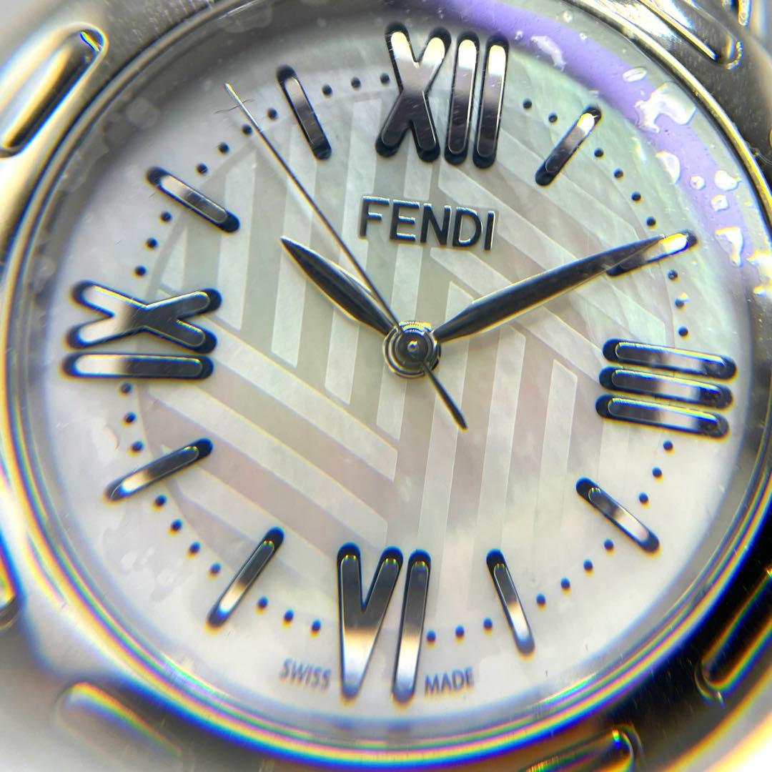 ご依頼特別価格★80.新品 FENDI 80200M セレリア シェル QZ