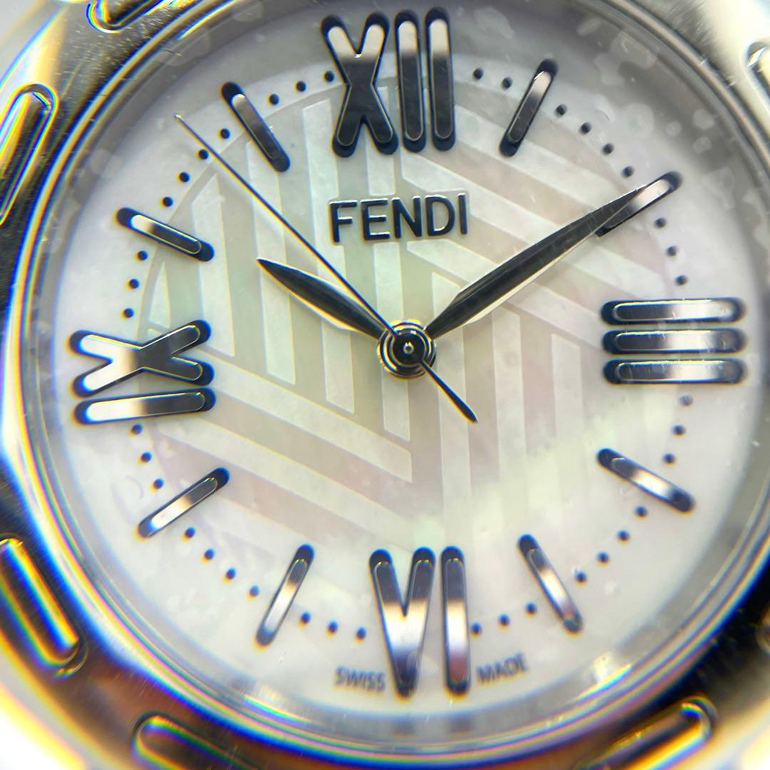 ご依頼特別価格★80.新品 FENDI 80200M セレリア シェル QZ