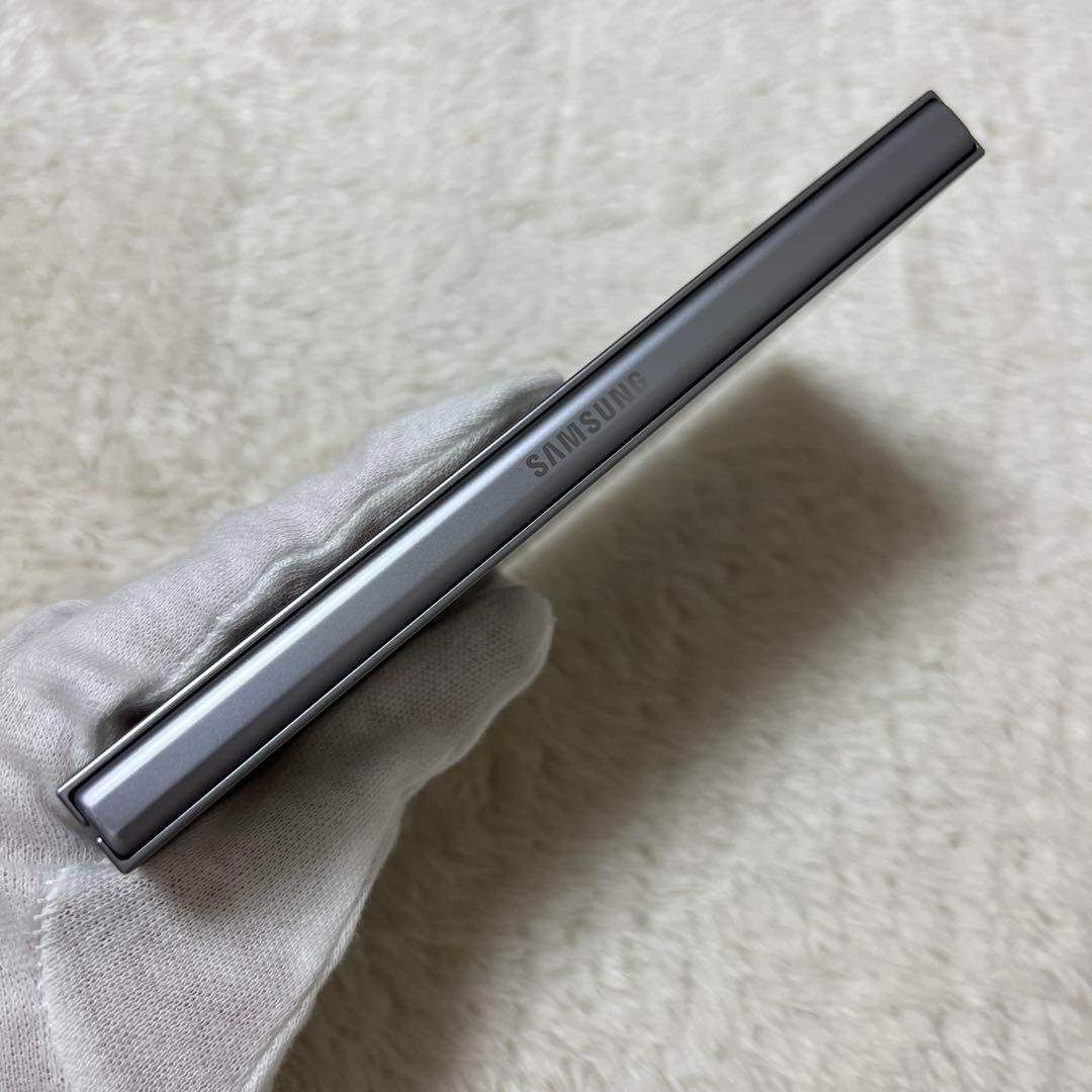 Galaxy Z Fold6 1TB シルバーシャドウ h37