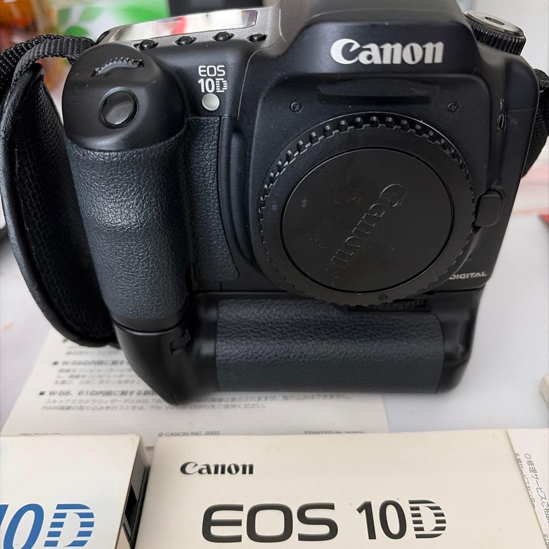 Canon EOS 10D デジタル一眼レフカメラ（グリップ付き）