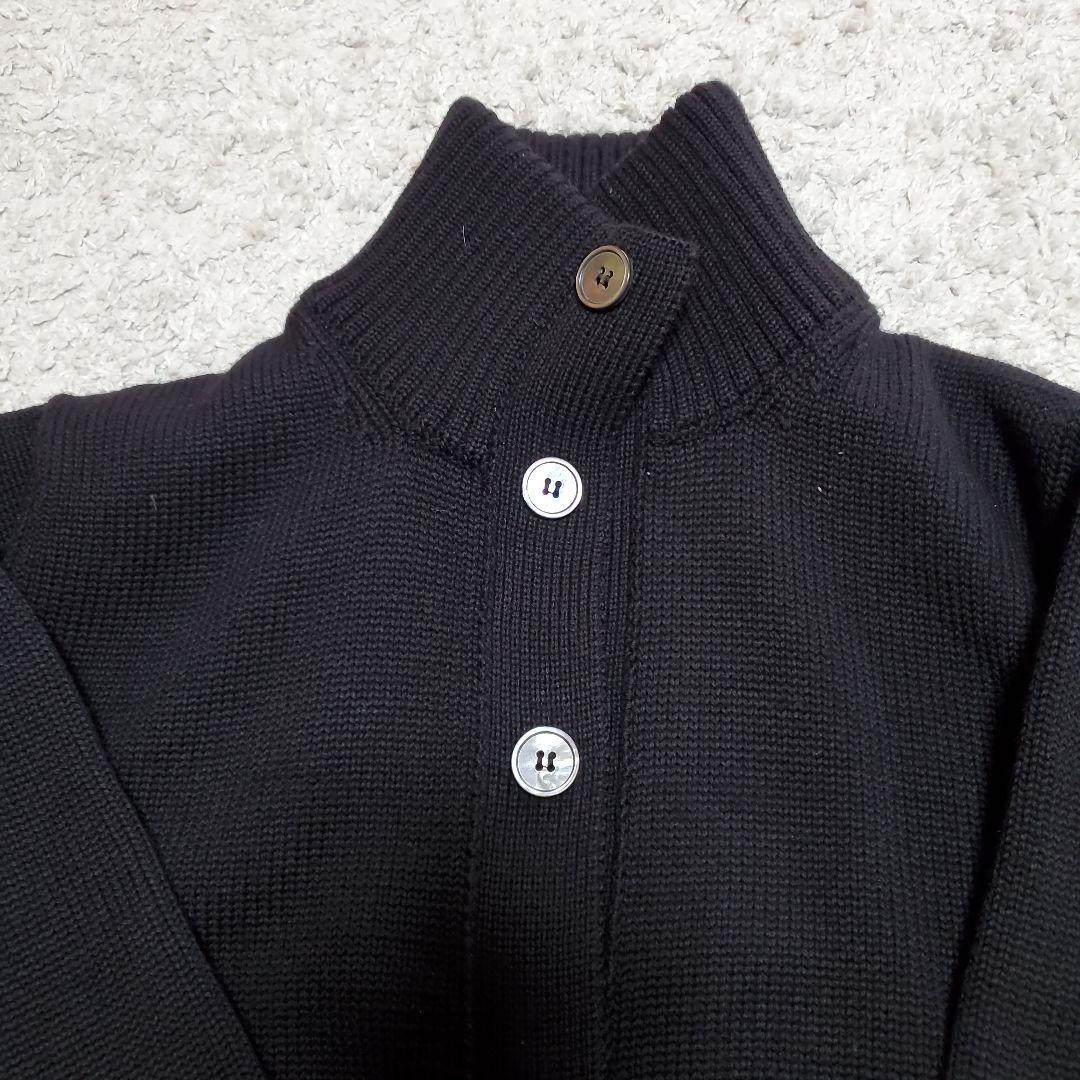 ザノーネ 黒 ハイネック ニットセーター