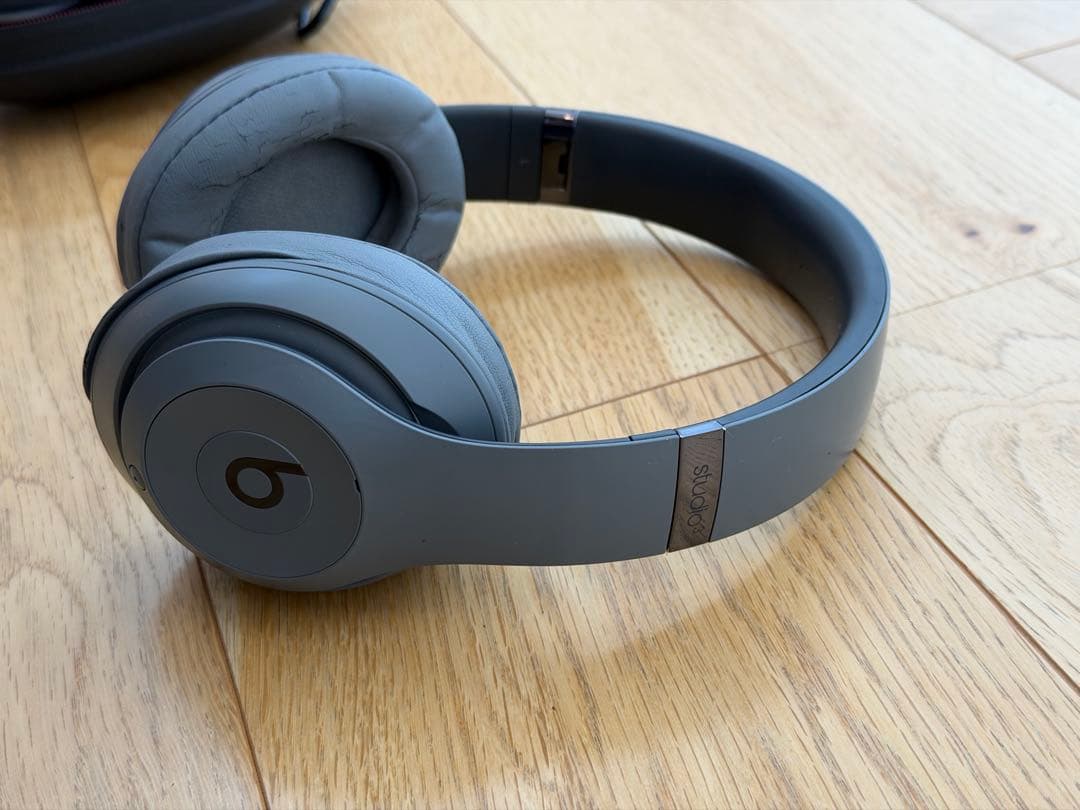 Beats Studio3 Wireless 動作良好 イヤーパッド劣化あり