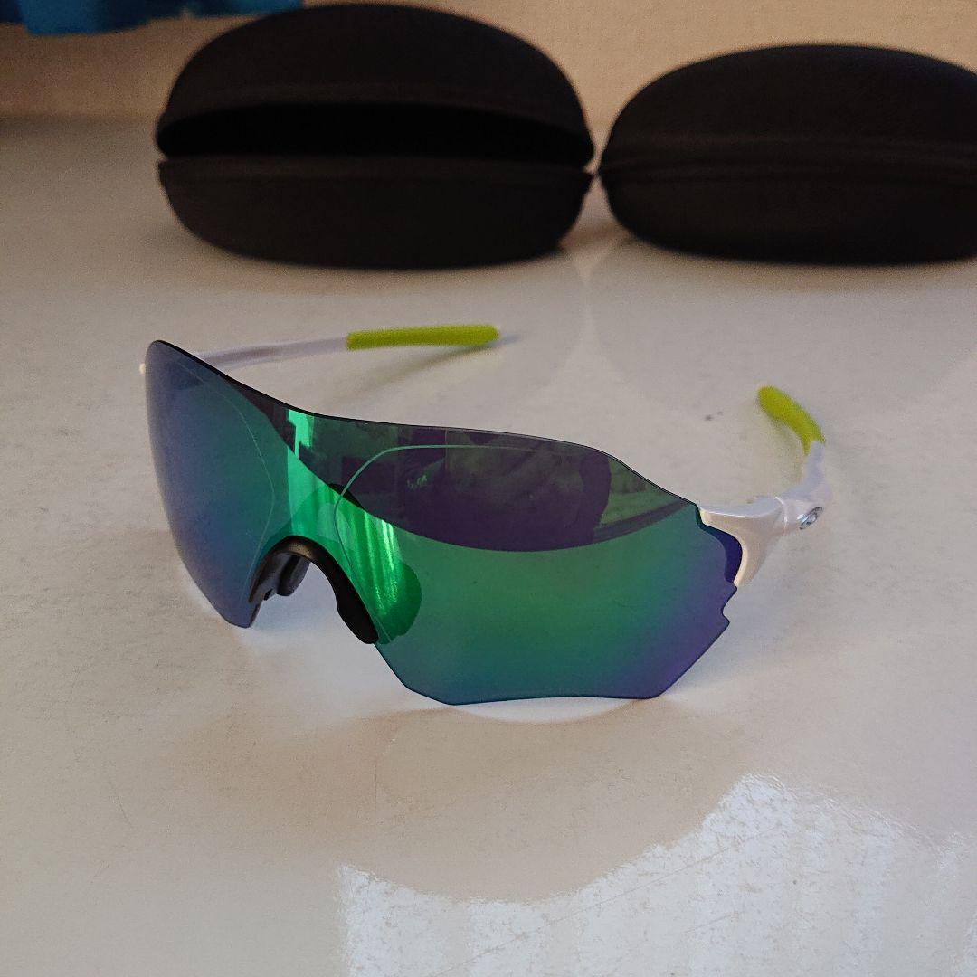 OAKLEY evzeroサングラス