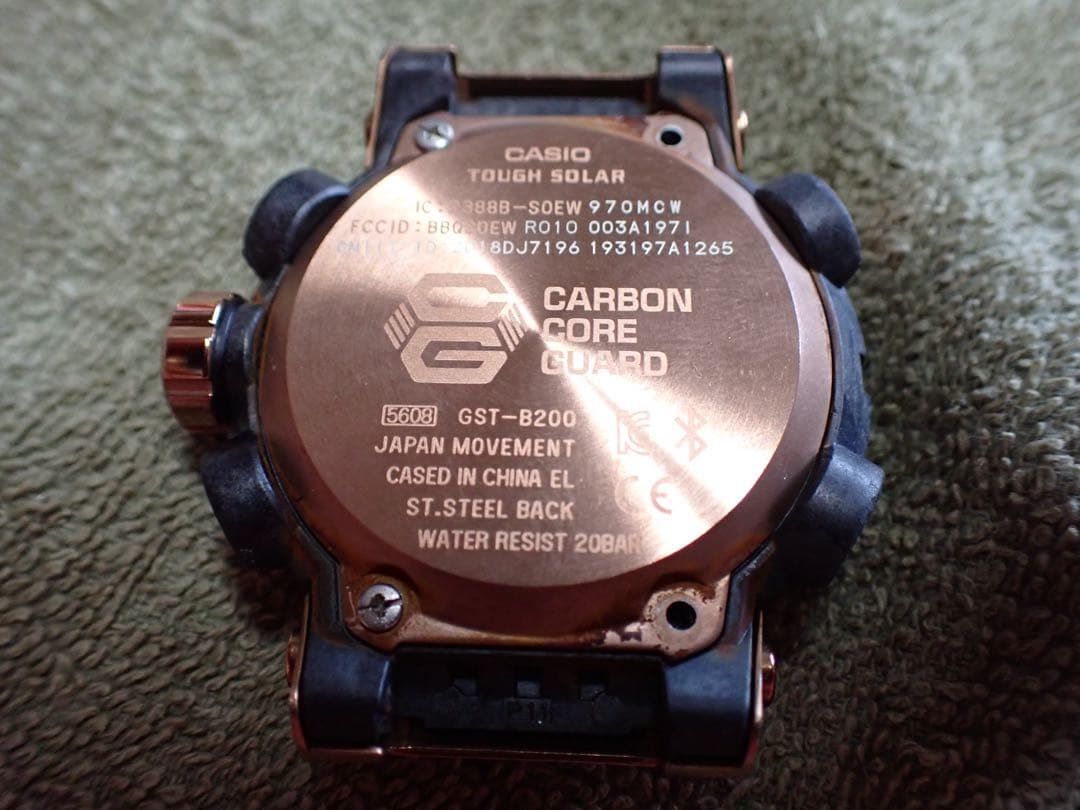 CASIO カシオBluetoothソーラー G-SHOCK GST-B200
