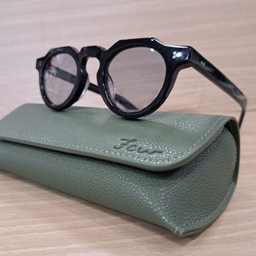 Few by NEW. F5 サングラス クラウンパント ブラック 人気モデル