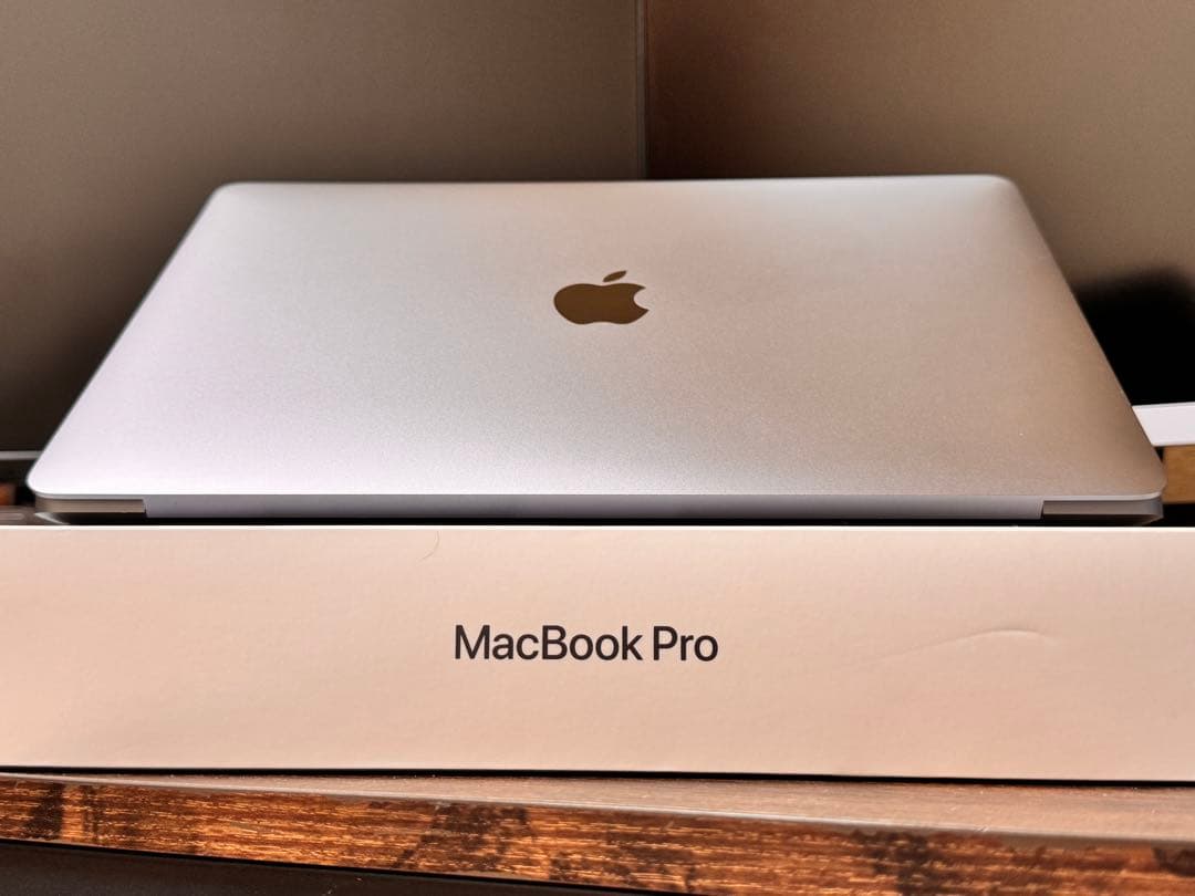 MacBook本体 MacBook Pro13 M1 16GB 512GB