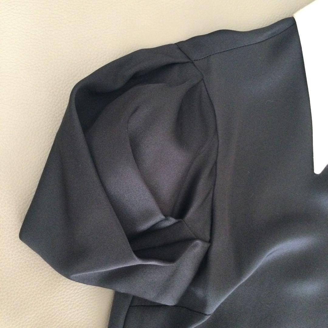 MIUMIU ブラックワンピース　シルク　かわいい　結婚式　38 美品　匿名送込