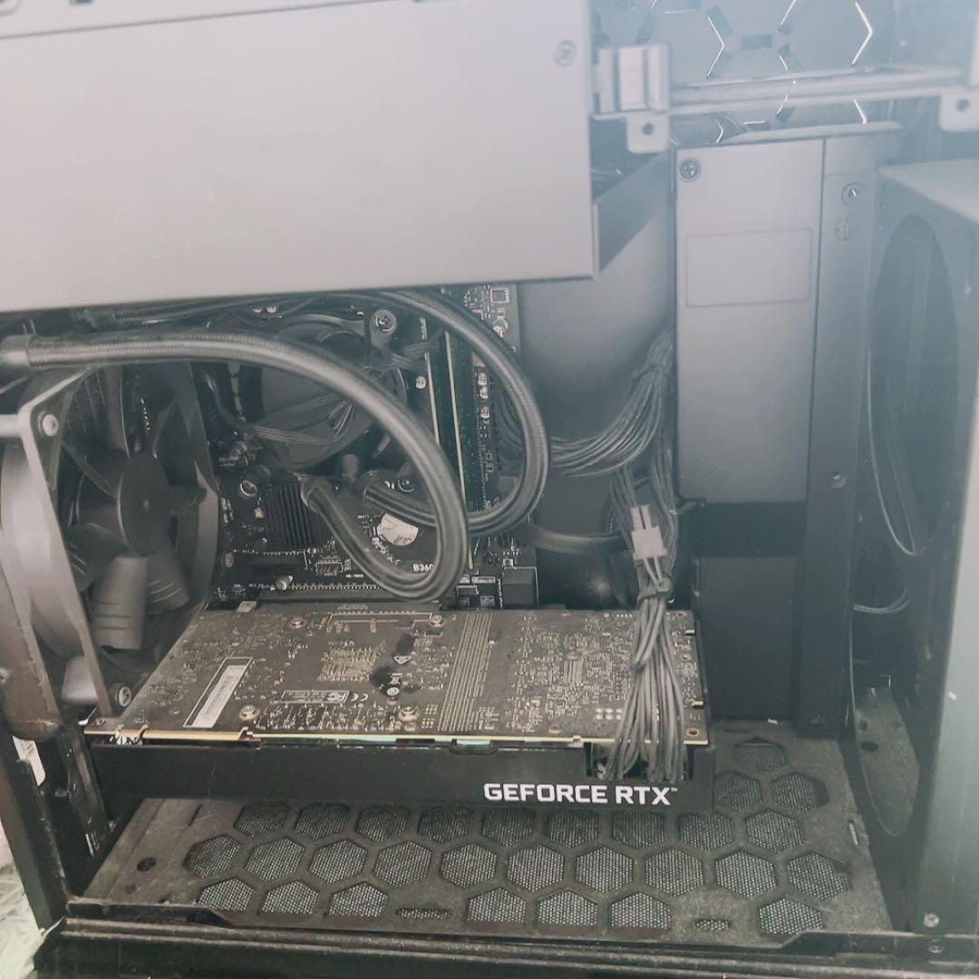 G-Tune EM-Bゲーミングpc