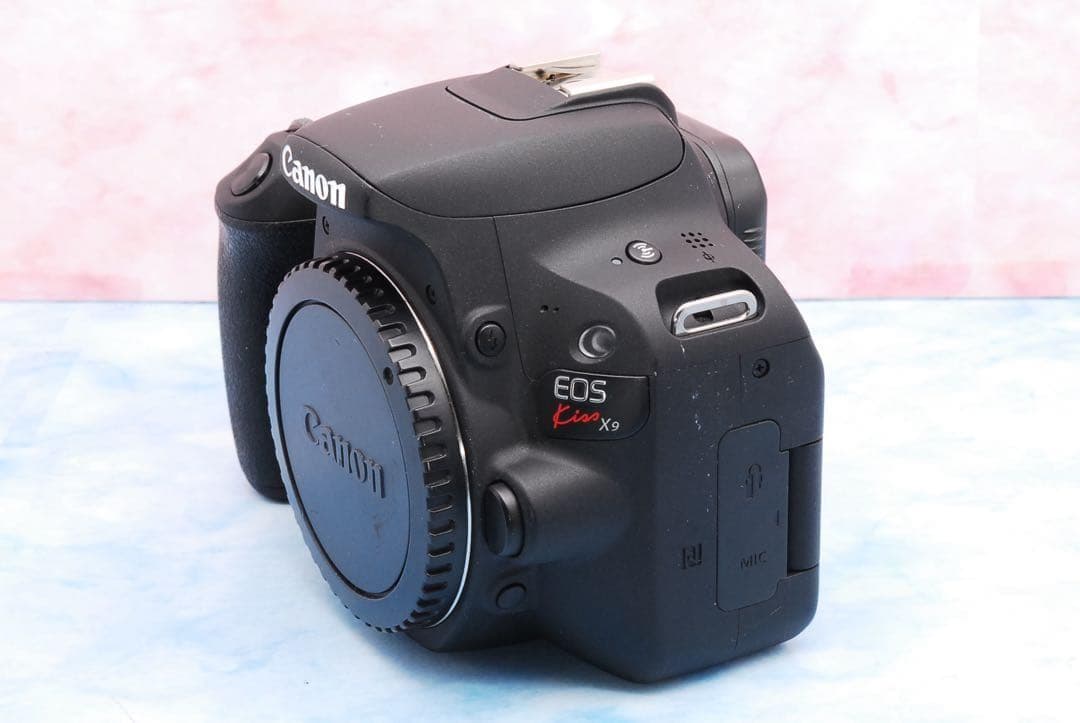 キャノン kiss X9☆一眼レフカメラ☆手ぶれ補正標準＆超望遠☆スマホ転送