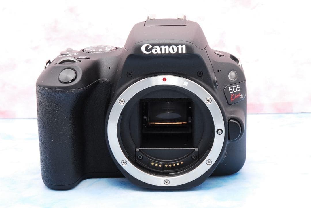 キャノン kiss X9☆一眼レフカメラ☆手ぶれ補正標準＆超望遠☆スマホ転送