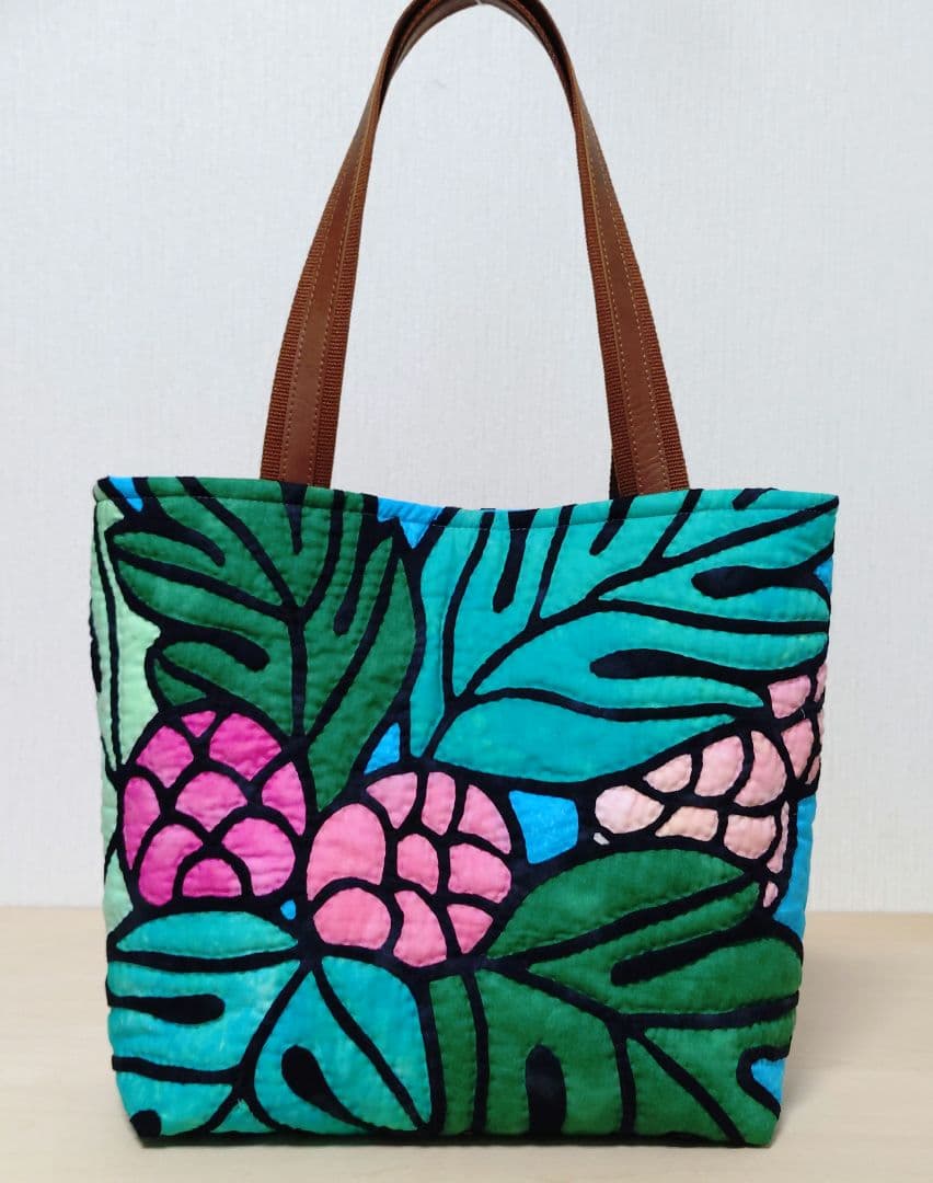 ウルのハワイアンキルトバッグ