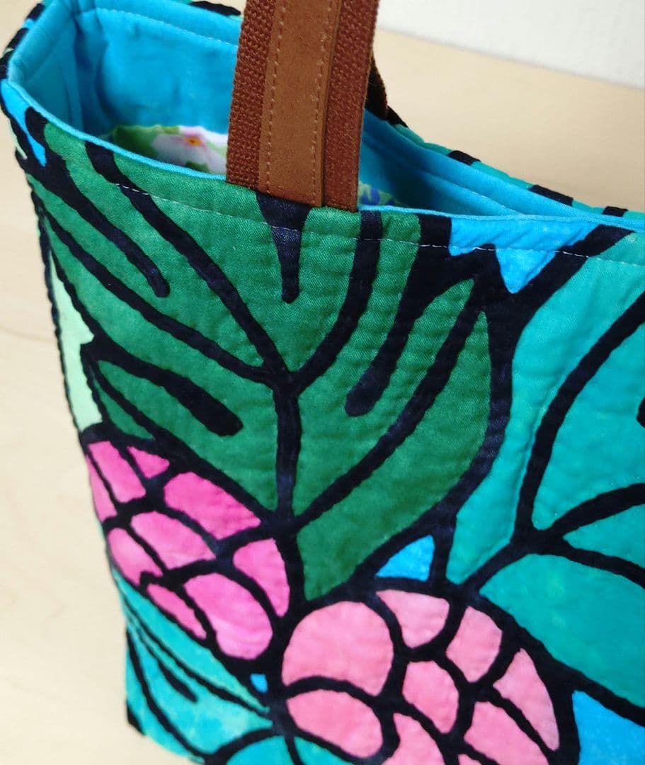 ウルのハワイアンキルトバッグ