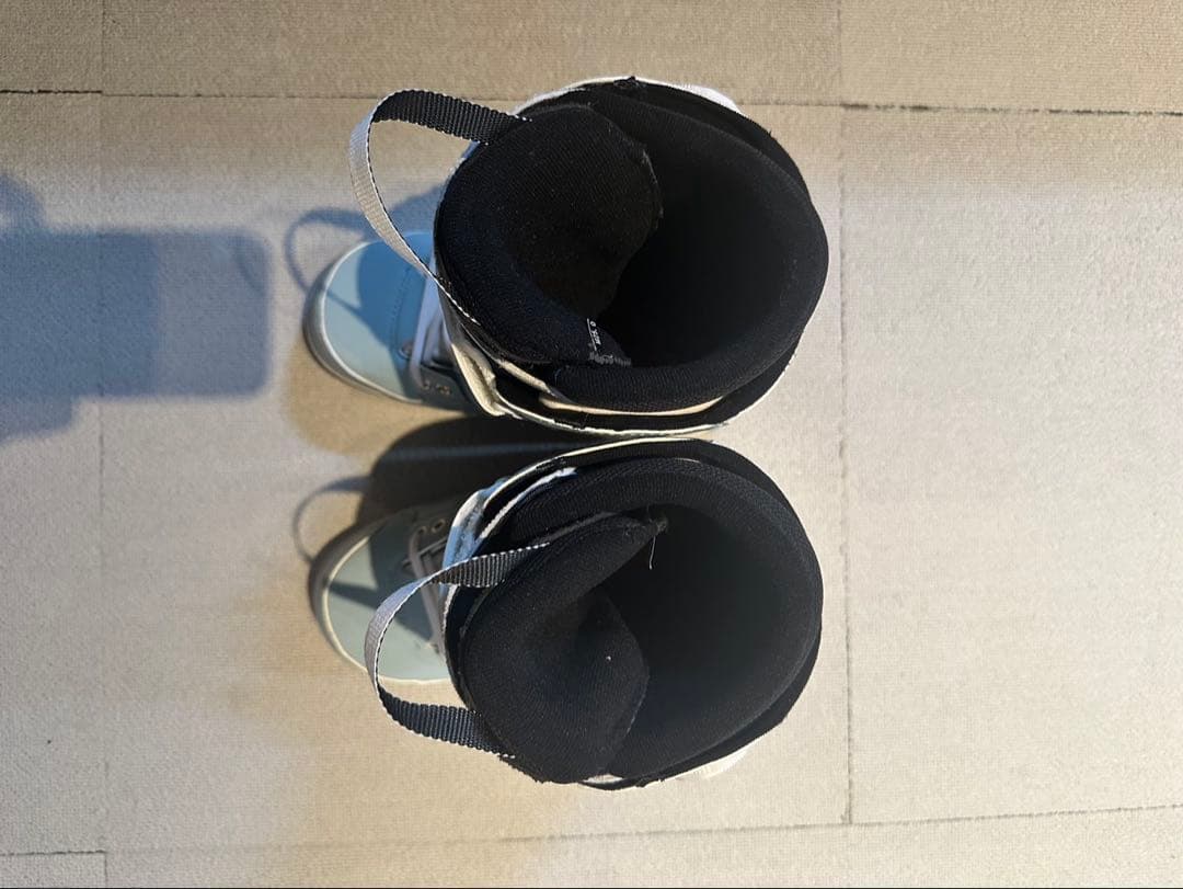 DEELUXE DNA スノーボードブーツ 女性用 水色/グレー 25cm