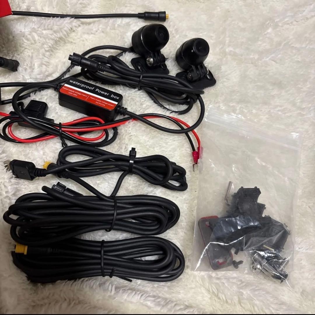 隆*行様 バイク用のドライブレコーダー付スマートモニター 空気圧チェック