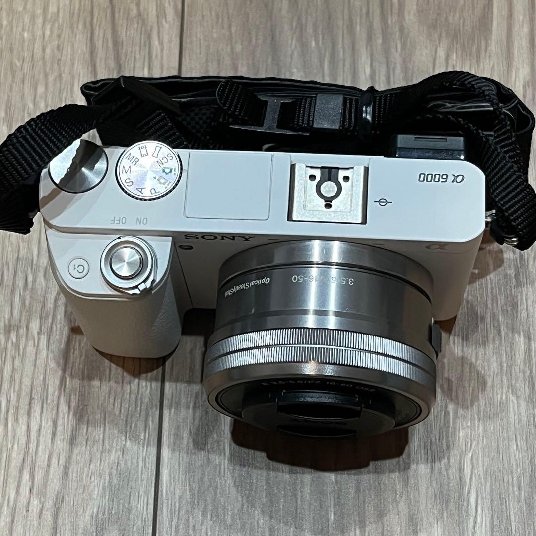 SONY α6000 ミラーレスカメラ ホワイト