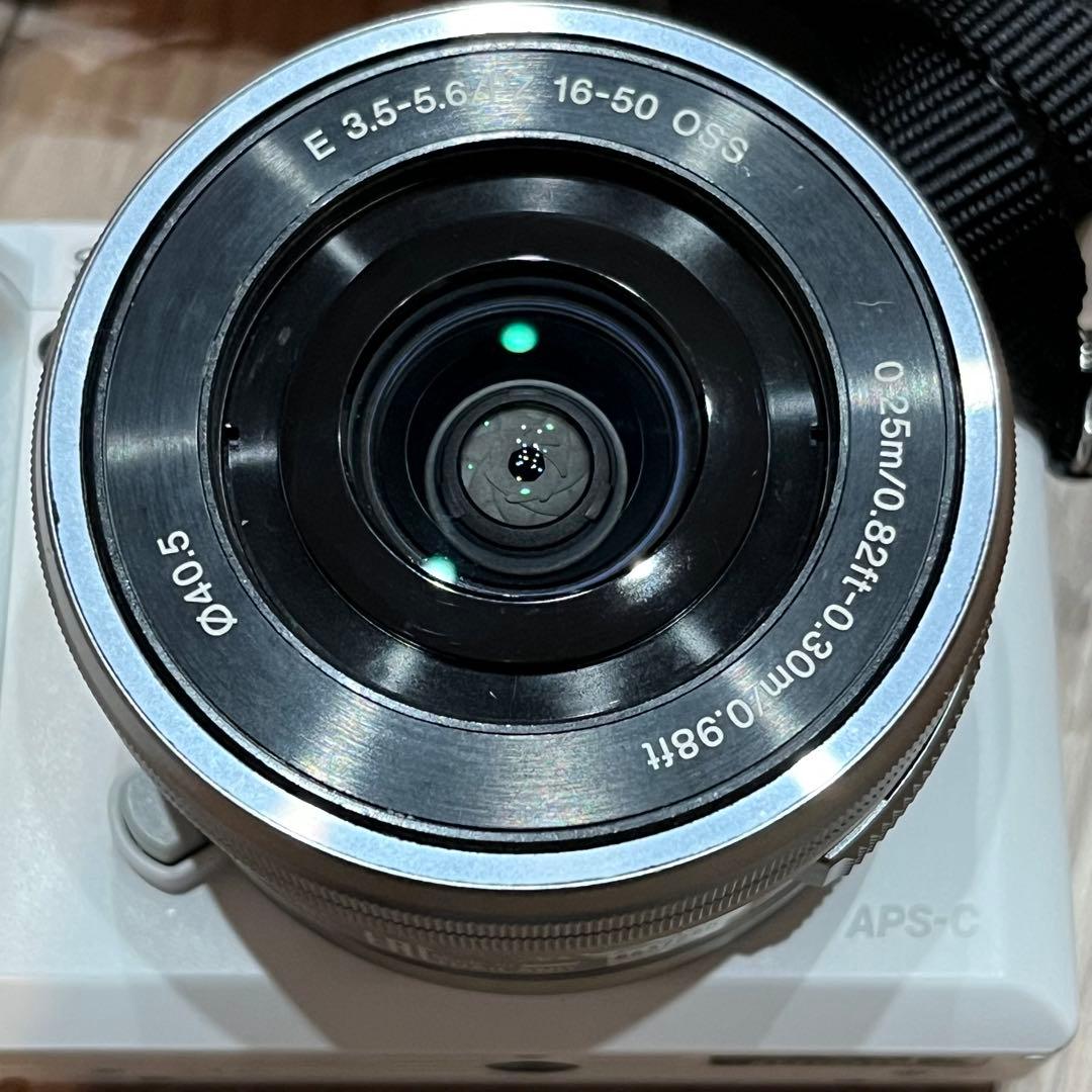 SONY α6000 ミラーレスカメラ ホワイト