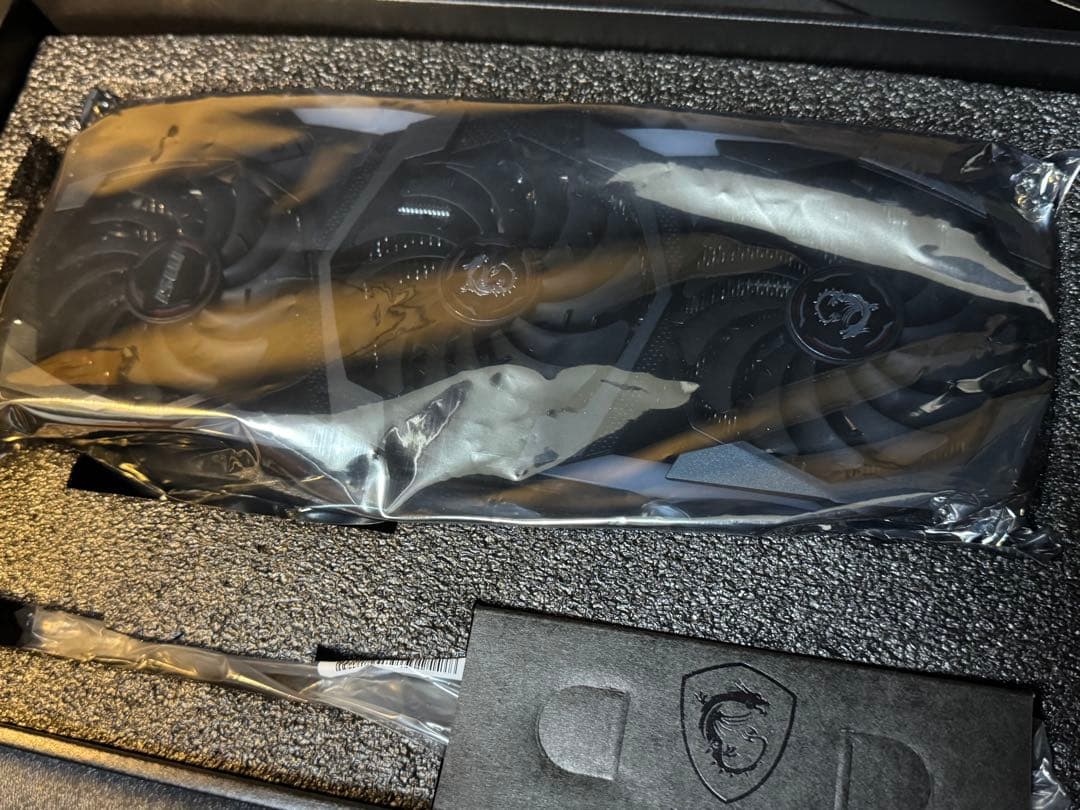 グラフィックボード・グラボ・ビデオカード MSI Geforce RTX 2080 Ti GAMING TRIO x