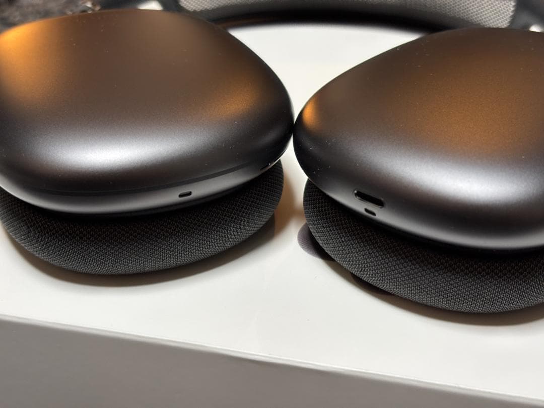 AirPods Max スペースグレー 美品 + おまけケース付き