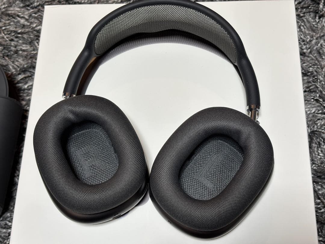 AirPods Max スペースグレー 美品 + おまけケース付き