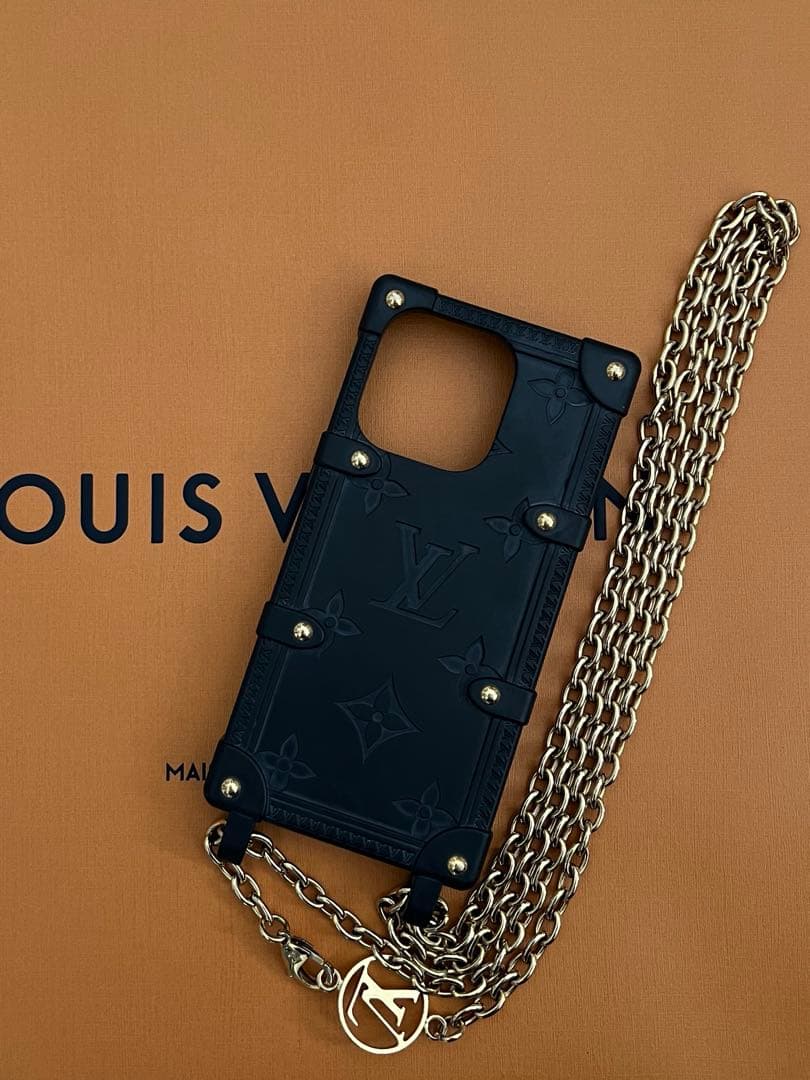 VUITTON ヴィトン iPhoneケース 14Pro
