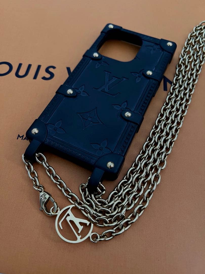 VUITTON ヴィトン iPhoneケース 14Pro