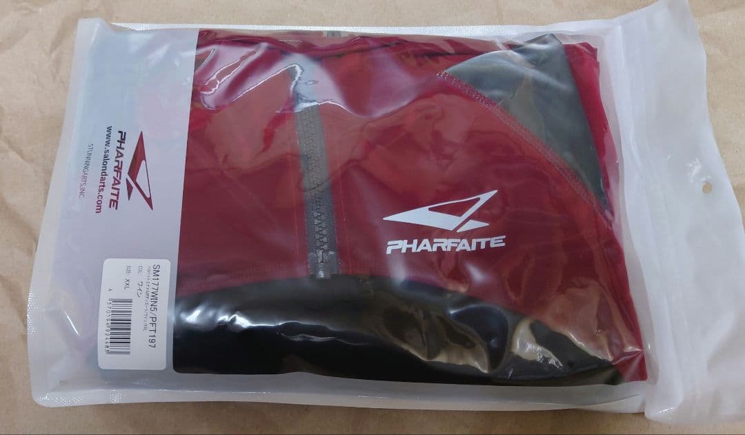 ベルベットエナメルスポーティーボンテージ